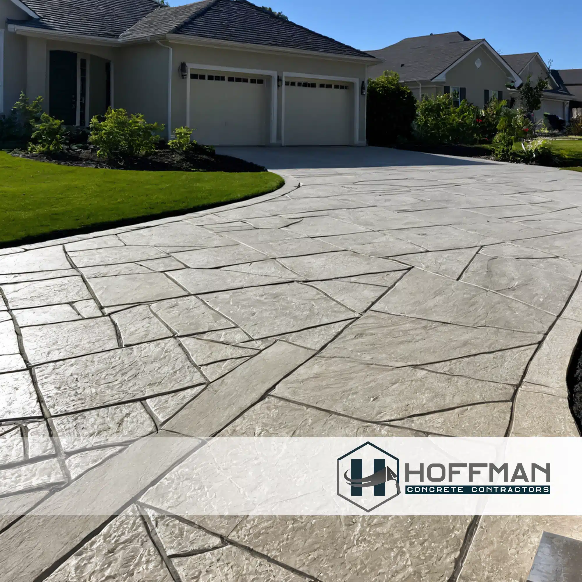 Hoffman Concrete Contractors crew placing and finishing concrete